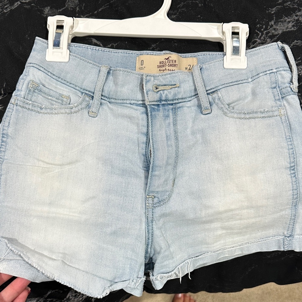 Hollister High Rise Women's Faded Blue Jean Shorts